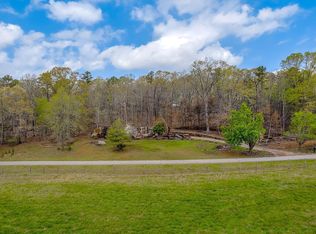 371 Hayes Rd, Taylors, SC 29687