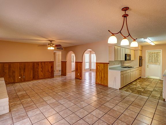 2nd image of 10145 Luella Ave