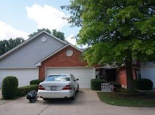 2931 Village Cir, Edmond, OK 73013