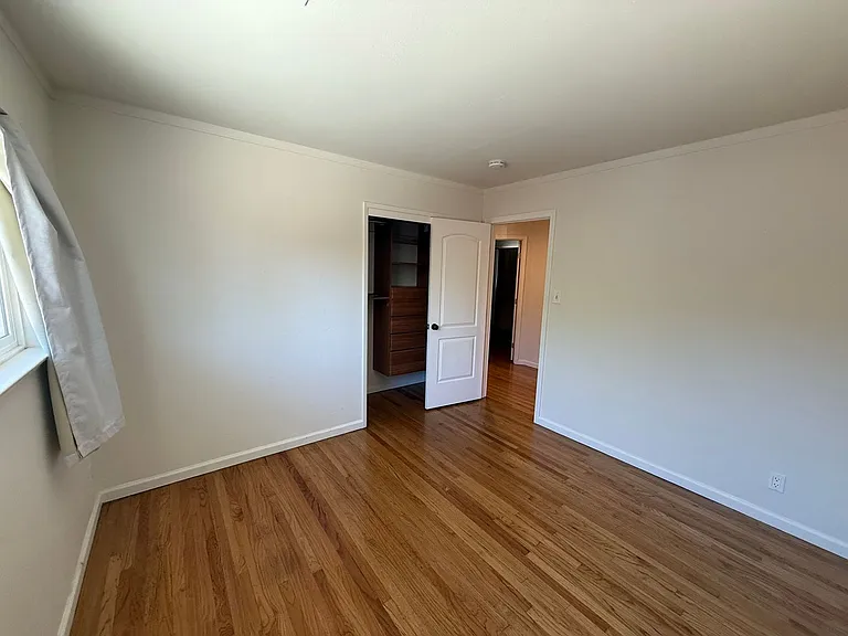425 N 7th St — Photo 12