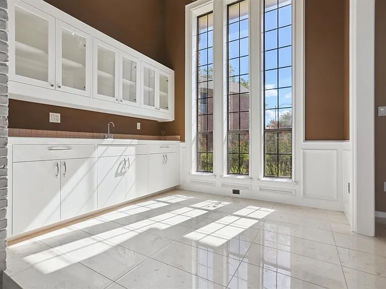 6904 Peppervine Cv — Photo 4