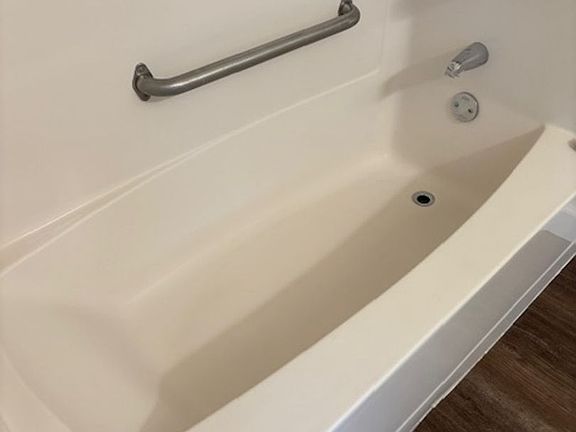 4th image of 1685 Portola Ave APT 7
