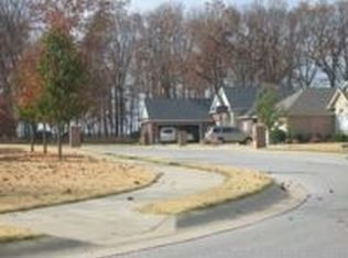 3601 SE 5th St, Bentonville, AR 72712