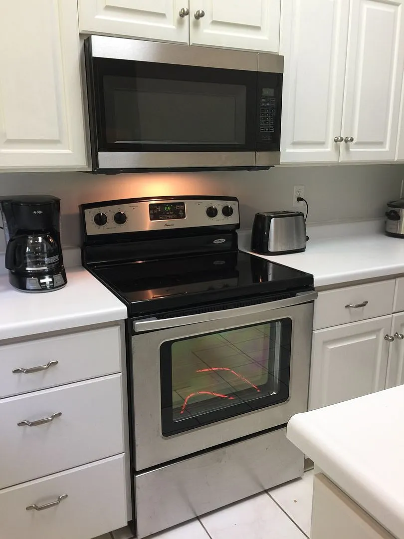 Rochester Executive Home — Photo 3