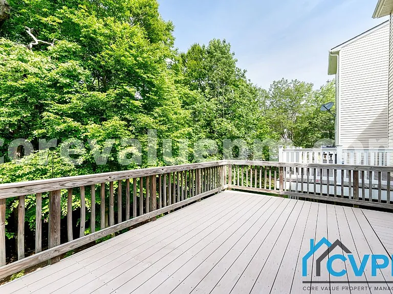 806 Emory Ct — Photo 19