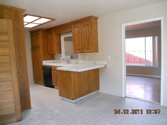 2nd image of 543 Bluefield Dr