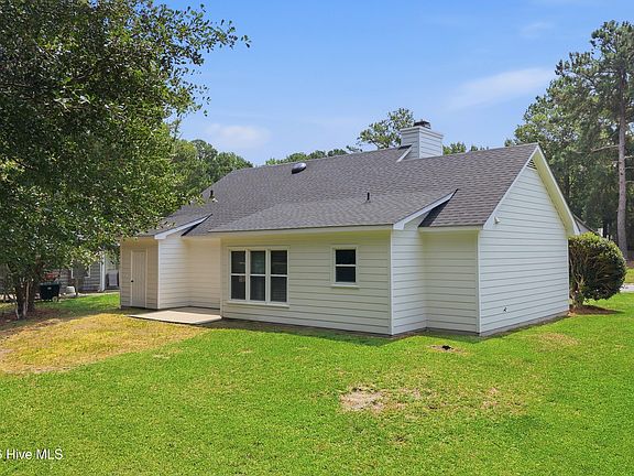 4th image of 1040 Southbriar Drive