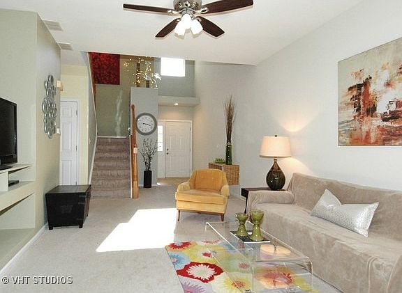 2nd image of 290 Nicole Dr Unit C