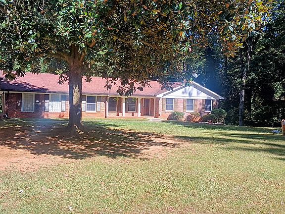 2nd image of 3940 Thaxton Rd SW