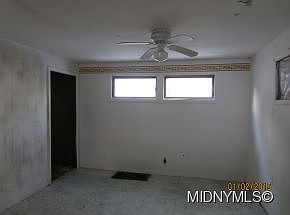 2nd image of 1426 Taylor Ave