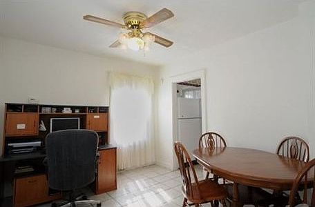 12 x 11 Diningroom w/ceramic