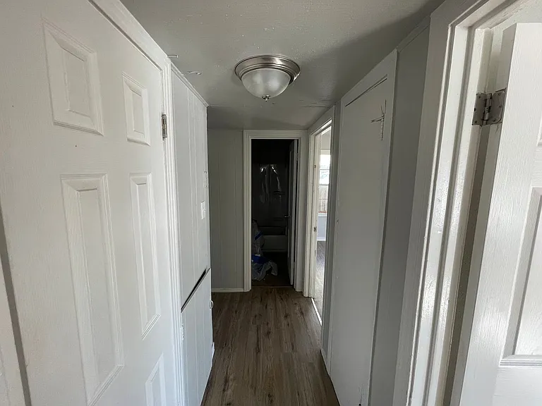 1442 Kirkwood St — Photo 2