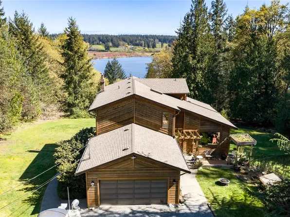 13361 Prospect Dr, Cowichan Valley, BC V9G 1G9