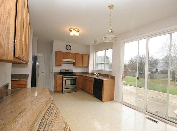 5th image of 7068 Nathan Ln
