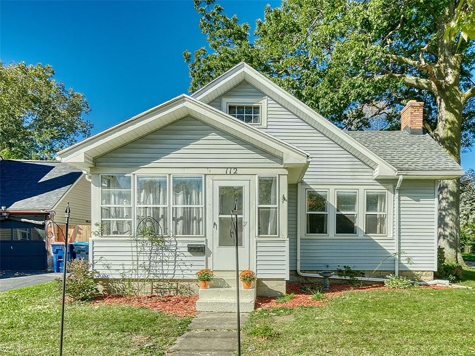 1st image of 112 Veness Ave