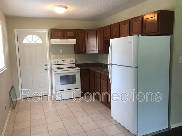 100 Parkview Ln APT 109-P2, Carterville, IL 62918