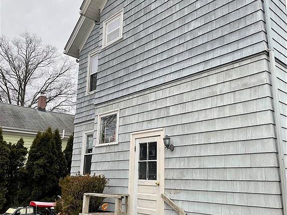 2nd image of 1025 Smithfield Ave