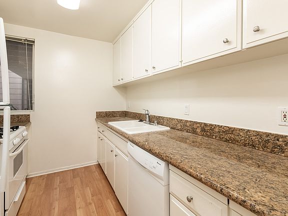 5th image of 855 3rd St APT 207