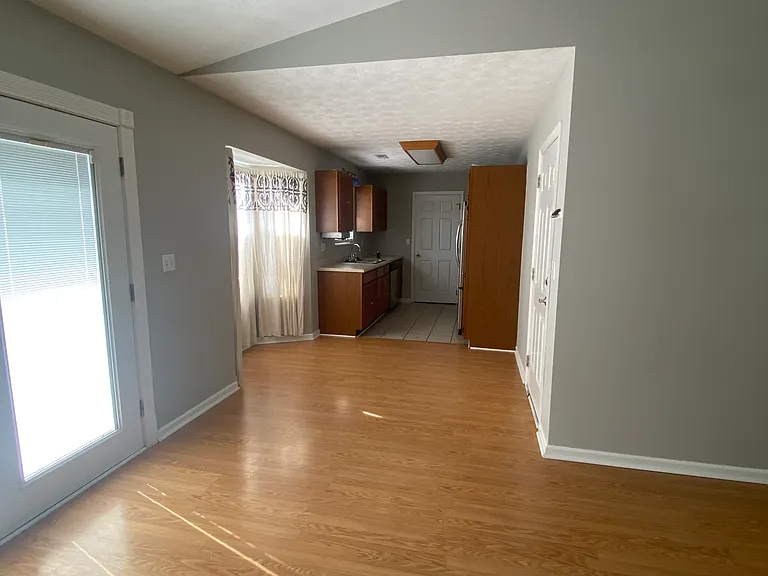 4818 Katia Ln — Photo 10