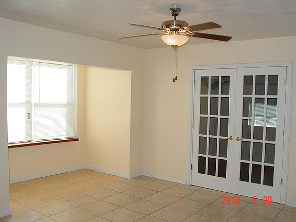 2nd image of 2805 Paine Ln