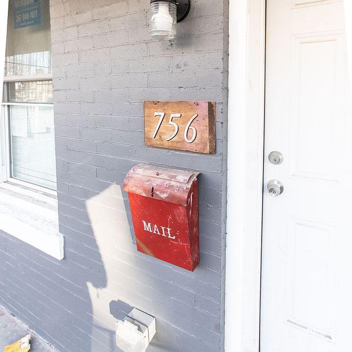 1st image of 756 E Madison St #Pa027106