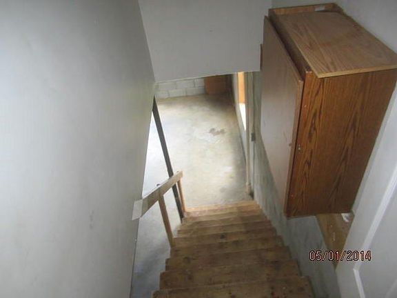 3rd image of 150 Phyllis Ann Ct