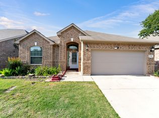 5760 Sapphire Pool Trl, Fort Worth, TX 76244