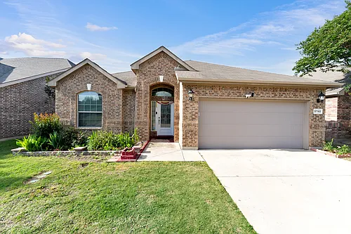 5760 Sapphire Pool Trl Photo 1