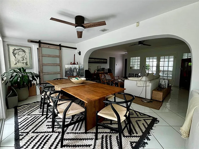 745 S Shore Dr — Photo 9