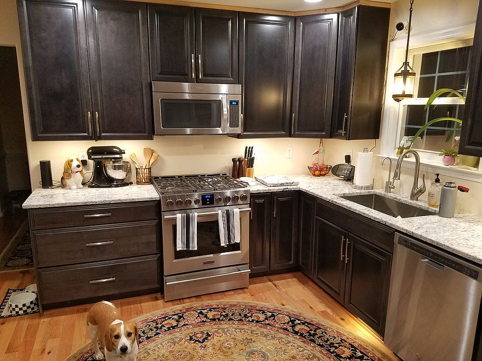 Kitchen, Gas Range