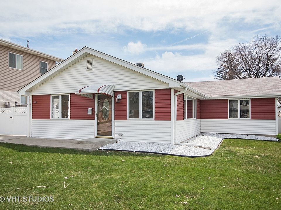 1st image of 9941 Elm Circle Dr