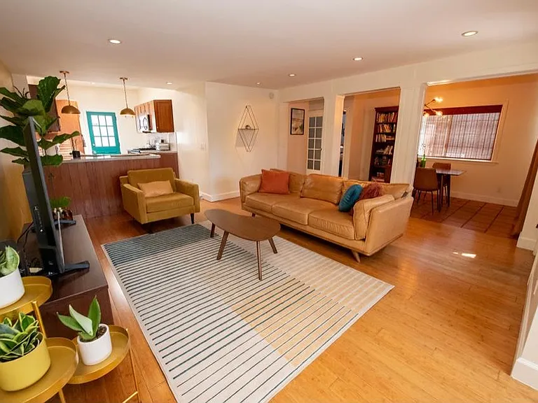 1720 Fortuna Ave — Photo 2