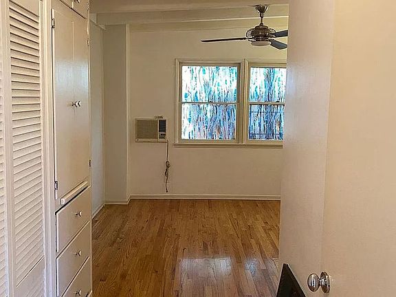 3rd image of 3341 Primera Ave #3341