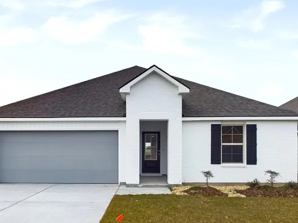 111 Lake Ridge Dr, Broussard, LA 70518