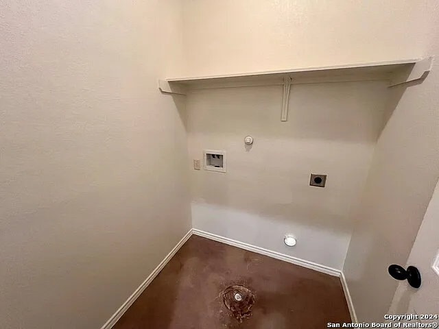 174 Joanne Cv — Photo 7