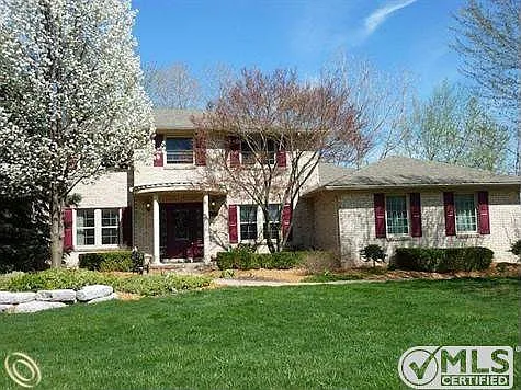 5348 Clearview Dr photo 1