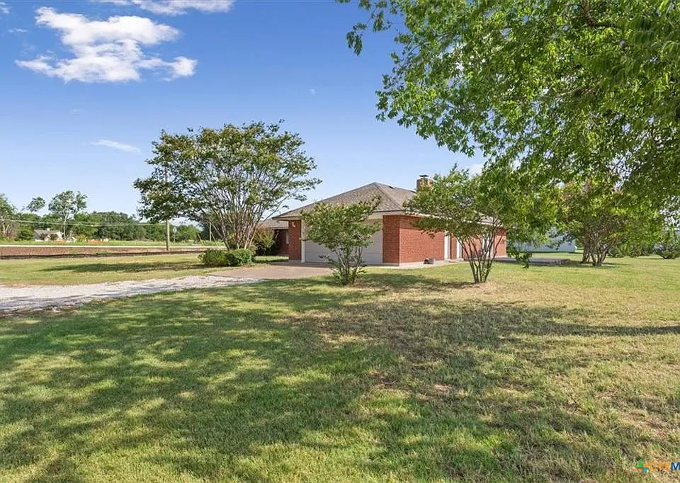 2465 Old Waco Rd