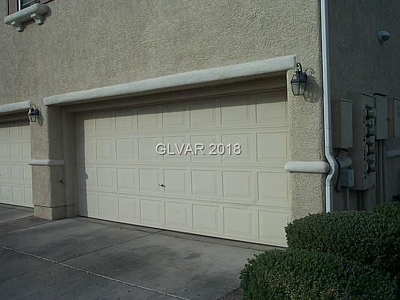 3rd image of 6116 Pine Villa Ave Unit 102