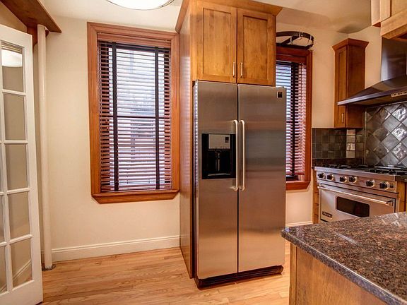 4th image of 222 E 82nd St APT 3H