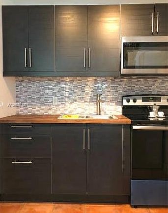 5th image of 737 Jefferson Ave APT 104