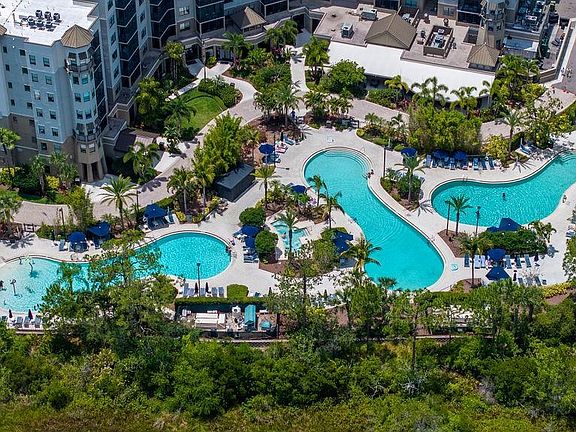 4th image of 14501 GROVE RESORT AVENUE #2542