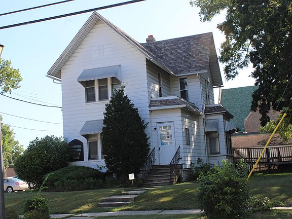 2nd image of 320 S 5th St
