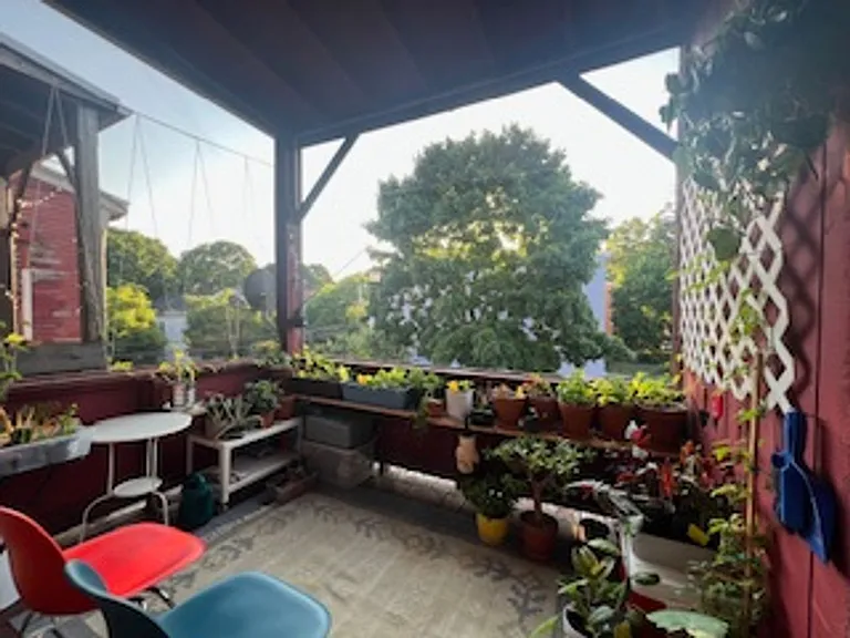 946 State St #2L — Photo 3