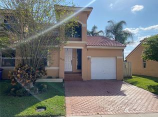 2325 NW 160th Ter #211, Pembroke Pines, FL 33028
