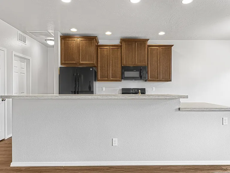 6518 E Fairmount St — Photo 9