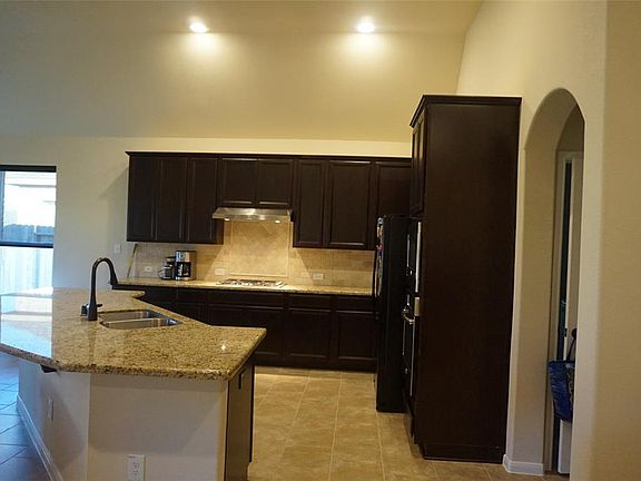 3rd image of 12115 Obsidian Ln