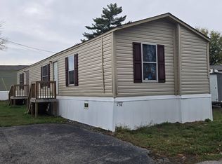 16 Riviera Courts Dr, Murray, KY 42071