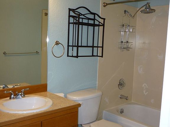 5th image of 750 N 143rd St Unit 315