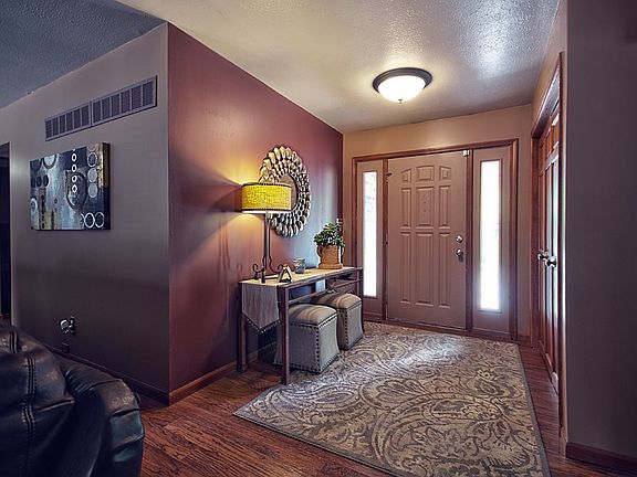 2nd image of 23263 Circle Ln