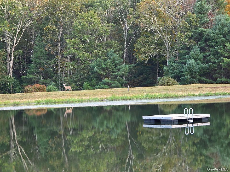 1st image of Split Rock Drive